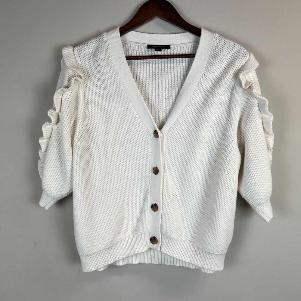 Ann Taylor Cardigan Sweater Womens XL Ivory 3/4 Ruffle Sleeve Button Chunky Knit